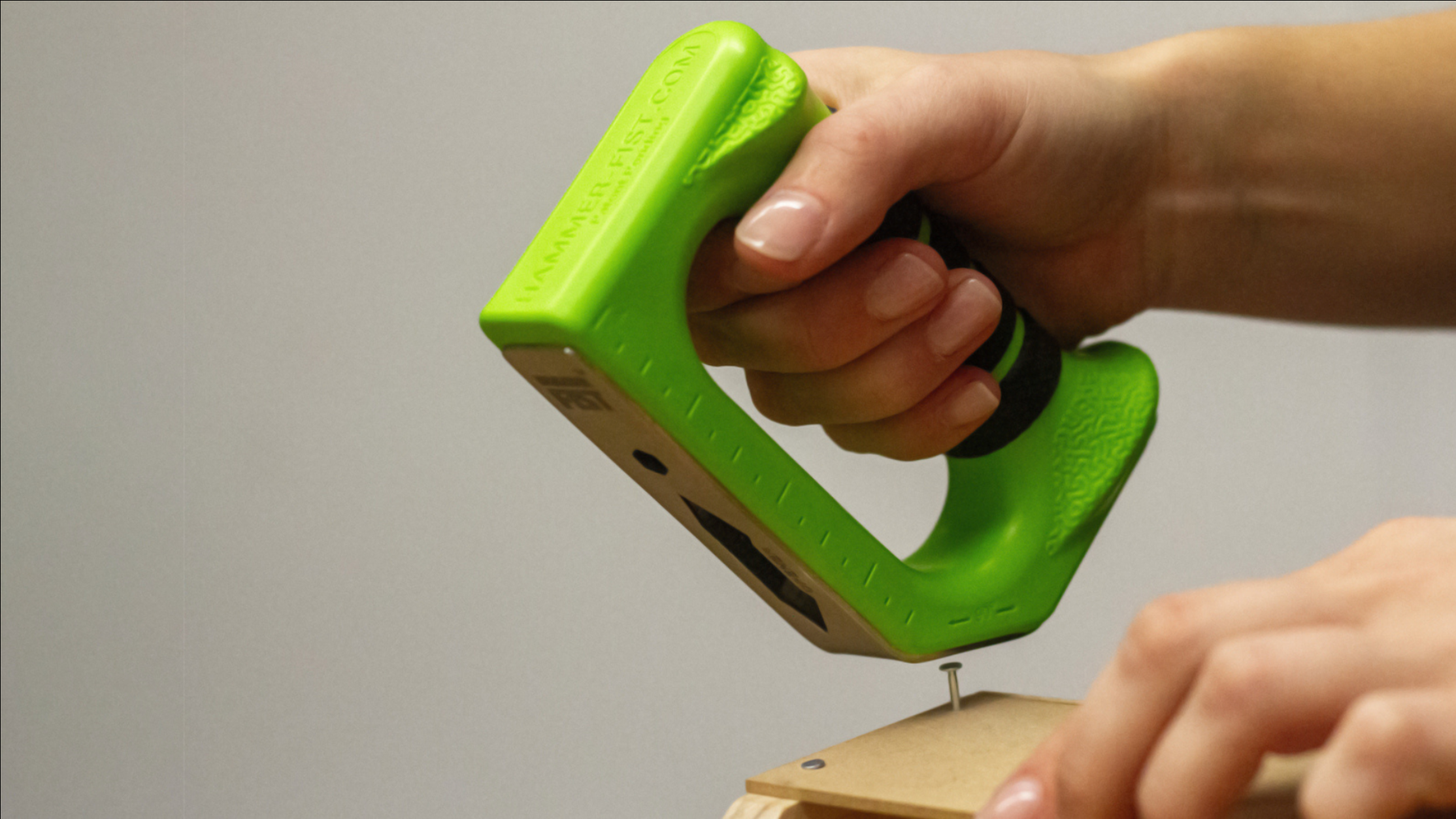 Load video: New Hammer Fist Multi-Tool Revolutionizes the Toolbox
